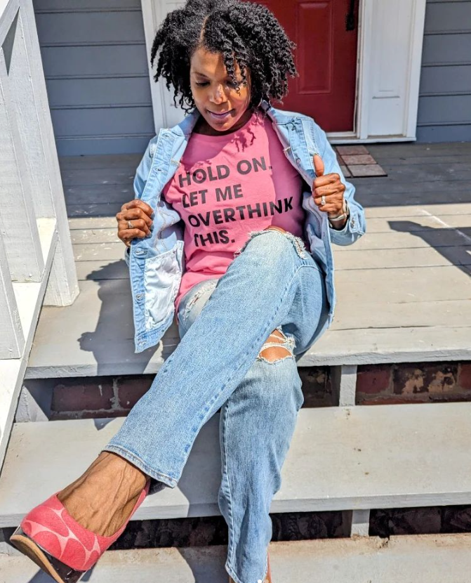 holdonletmeoverthink_apexdrop_influencer